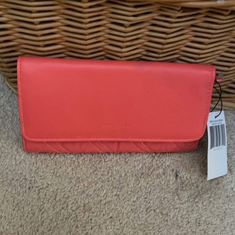 New w/ tag Vera Bradley Audrey Wallet